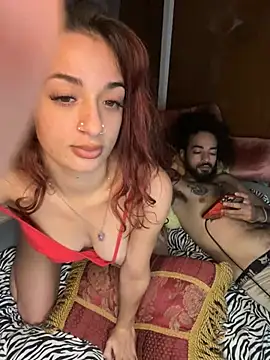 Show de heluvsbabii na webcam