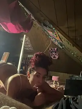 heluvsbabii's Webcam Show