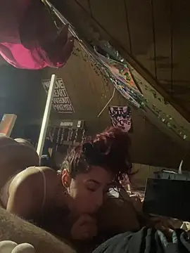 heluvsbabii Show Webcam