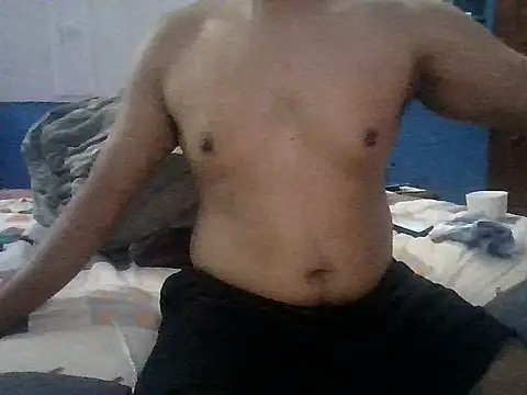 Show modela juanmxinter33 na web-kameri