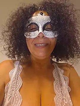 CurvyTurkishAsena_xx Adlı Modelin Web Kamerası Şovu