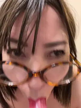 Mitsuco_surflady's Webcam Show