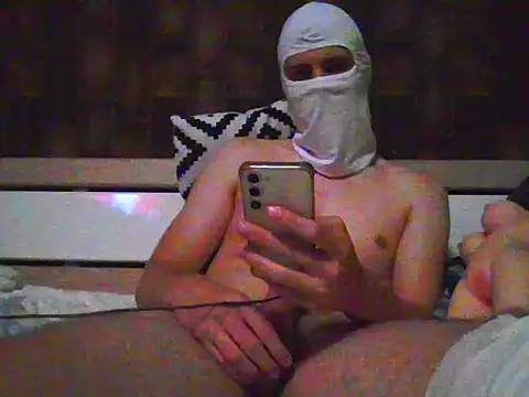 Show modela ICumForYou_ na web-kameri
