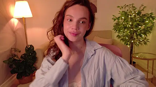 AlissaMilee XXX чат на живо