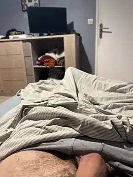 magicdickx21: διαδικτυακό σόου στην κάμερα