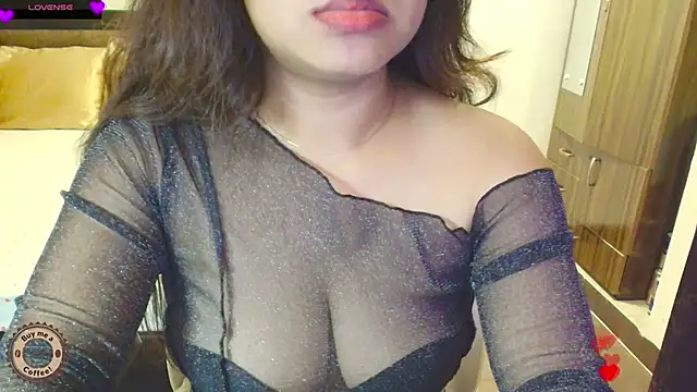 Yara-143 webcam show