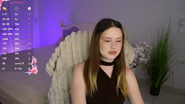 Milana_Moons 现场XXX聊天