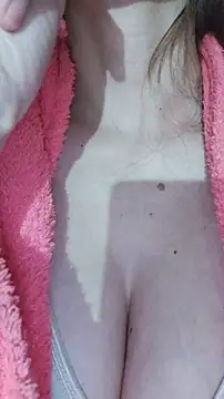 sukinira 라이브 XXX 채팅
