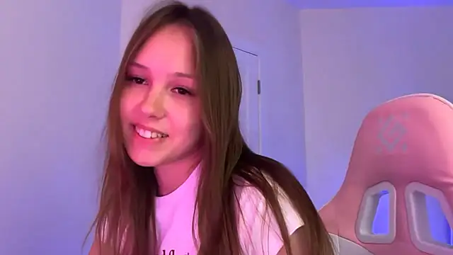Nelly_Sweetgirlのウェブカメラショー