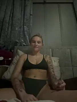 Milssweetx's Live XXX Chat