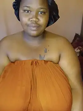 BustyBmw Live XXX-chat