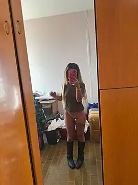Thegirlofthemirror Webcam show