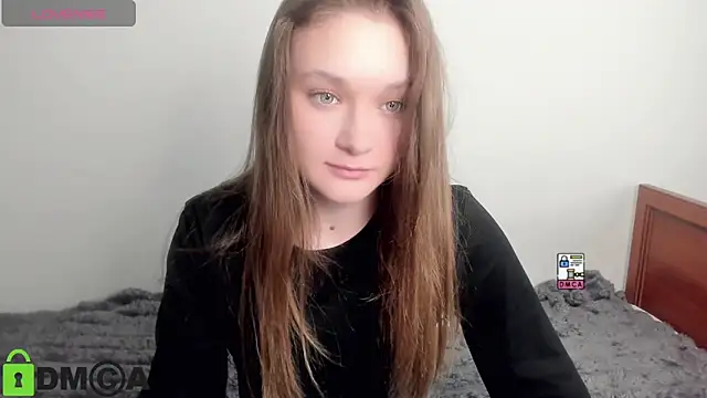 Elina_X élő XXX-chatje