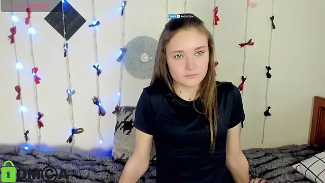Elina_XのライブXXXチャット