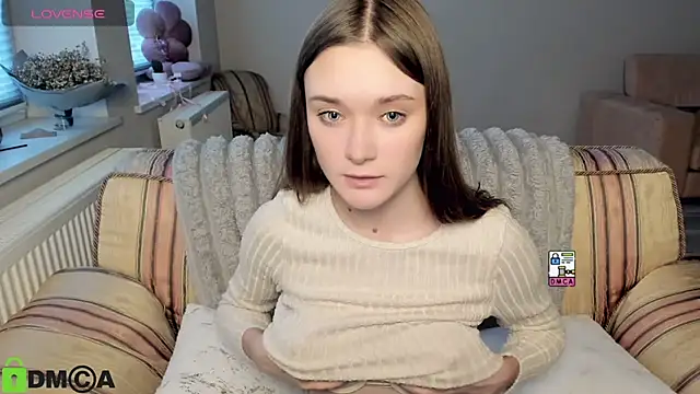 Elina_X élő XXX-chatje