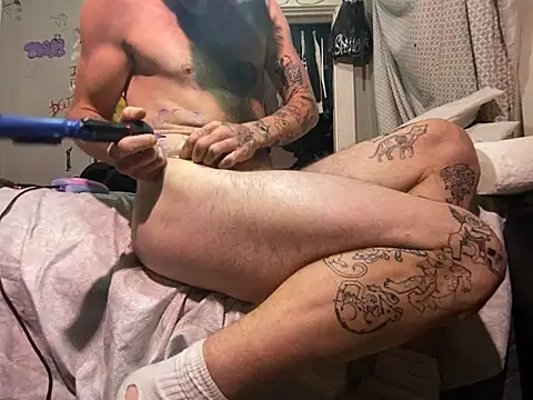 gothboiplzty Show Webcam