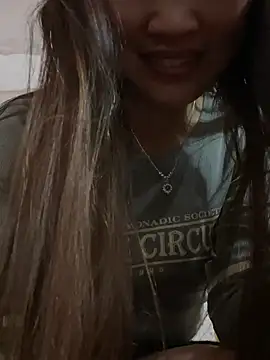 Miumiu999 Chat Room in diretta