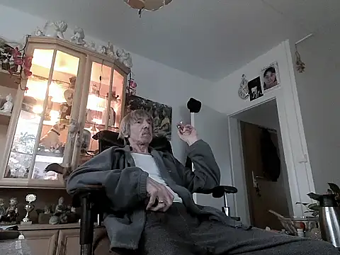 peter9744: вебкам-шоу