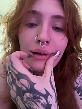 Show modela _HESOYAM na web-kameri