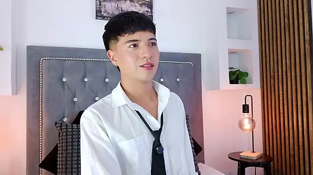 Keen_Nico webkamerás műsora