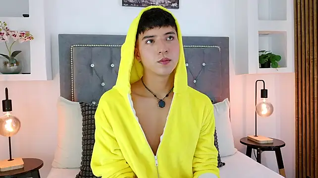 Show de Keen_Nico na webcam