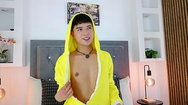 Keen_Nico webkamerás műsora