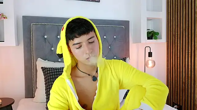 Show de Keen_Nico na webcam