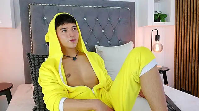 Show de Keen_Nico na webcam