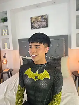 Keen_Nico webkamerás műsora