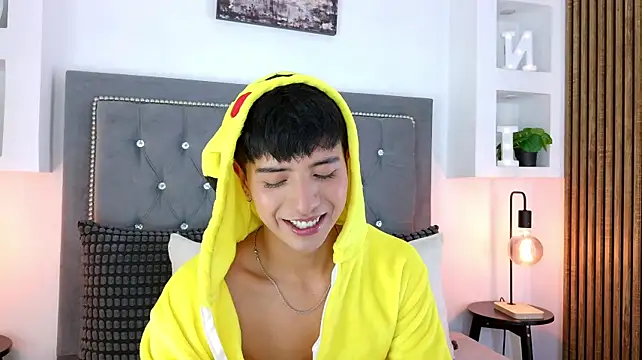 Show de Keen_Nico na webcam