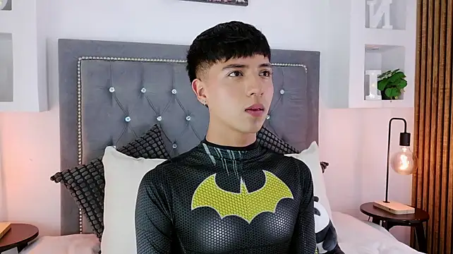 Show de Keen_Nico na webcam