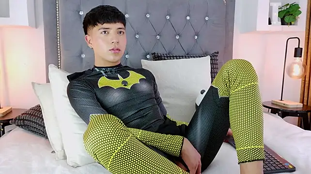 Show de Keen_Nico na webcam