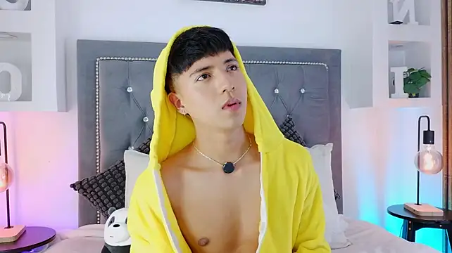 Show de Keen_Nico na webcam