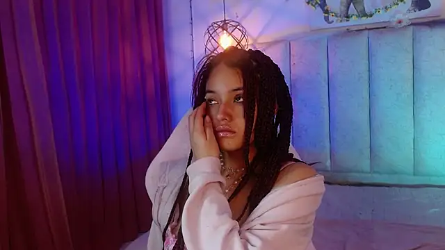 Chat +18 de madissonrousecs ao vivo