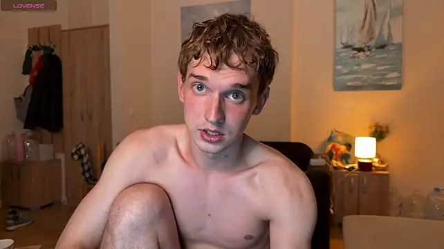 Show modela Friday_gay_dude na web-kameri