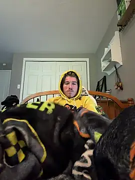 CollegeBull19 Webcam-Show