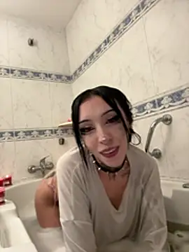 Chat XXX en directo de SalemBlackrose