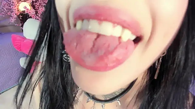 SalemBlackrose – Live XXX-chat