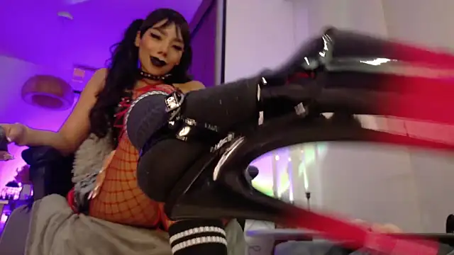 Chaiiro's Live XXX Chat