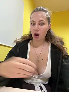 AsynaYuuki's Webcam Show