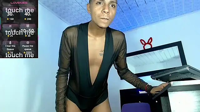 hotboyluxe webcam show