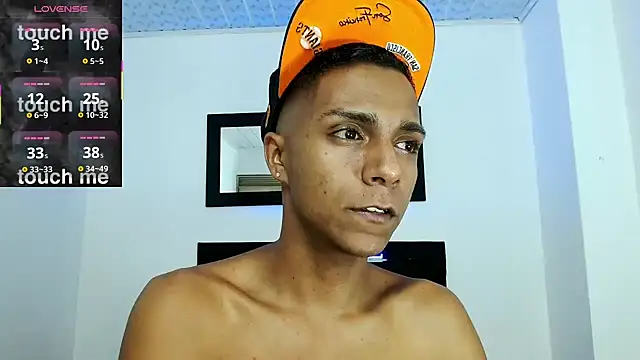 hotboyluxe's Webcam Show