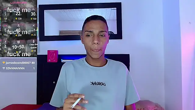 عرض كام hotboyluxe