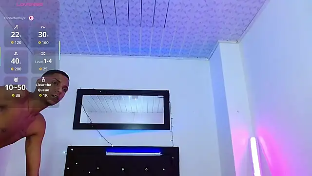 hotboyluxe Adlı Modelin Web Kamerası Şovu