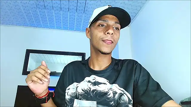 hotboyluxe Pertunjukan Webcam