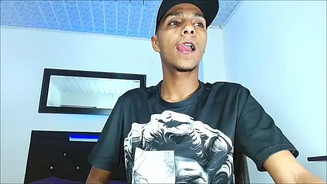 Pertunjukan Kamera Web hotboyluxe