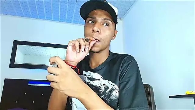 hotboyluxeのウェブカメラショー