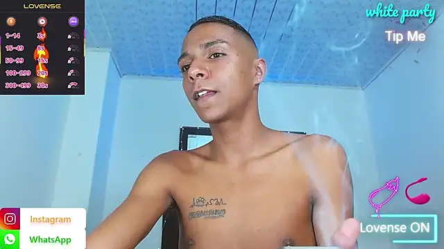 hotboyluxe Webcam show