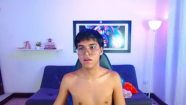 Maecum18 – webcam-show