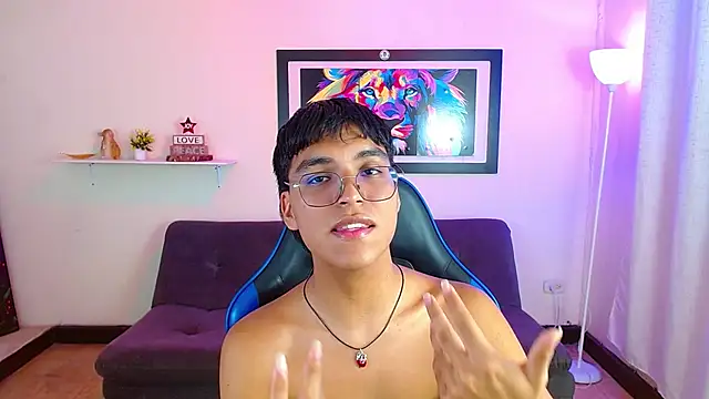 Maecum18 Webcam Show